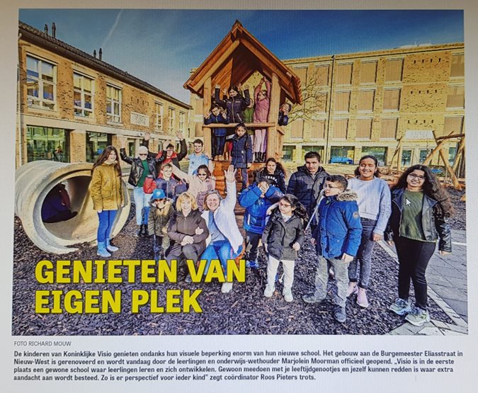 Foto van digitale krant met Visio Onderwijs Amsterdam