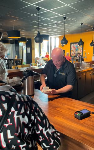 visio-vrijwilligers-peter-van-den-akker-2.jpg visio-vrijwilligers-peter-van-den-akker-2.jpg