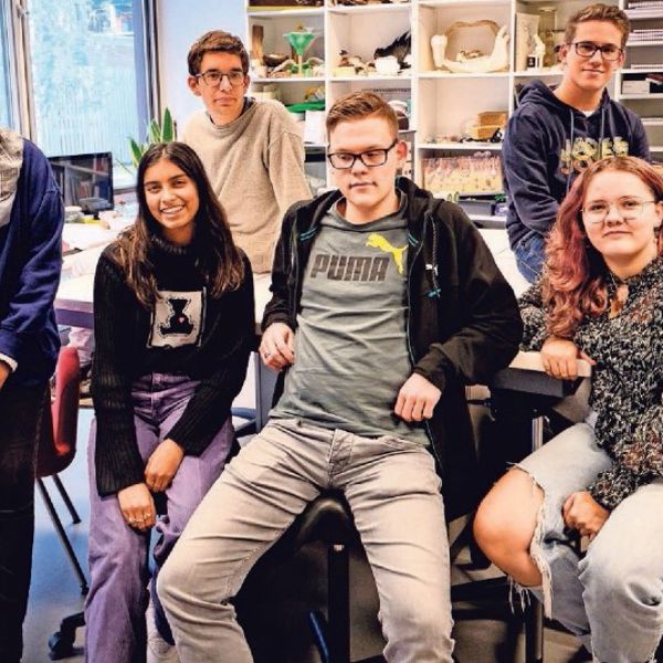 Diverse leerlingen van Onderwijs Rotterdam. Diverse leerlingen van Onderwijs Rotterdam.