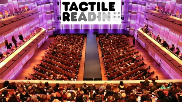 Grote zaal van Muziekgebouw aan 't IJ Grote zaal van Muziekgebouw aan 't IJ
