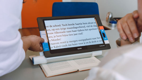 visio-rotterdam-adviesgesprek-vergroting.jpg visio-rotterdam-adviesgesprek-vergroting.jpg