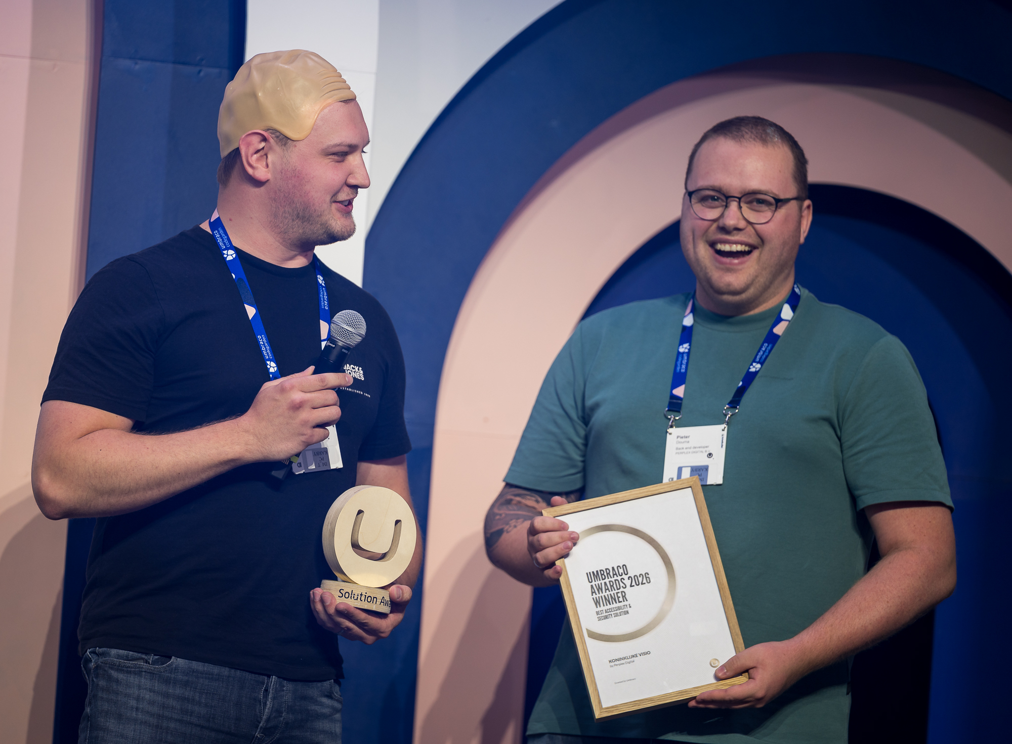 2 medewerkers van Perplex met award voor website