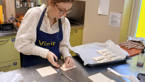 Visit-lunch-in-het-donker-leerwerkplek-gassel-2.png Visit-lunch-in-het-donker-leerwerkplek-gassel-2.png