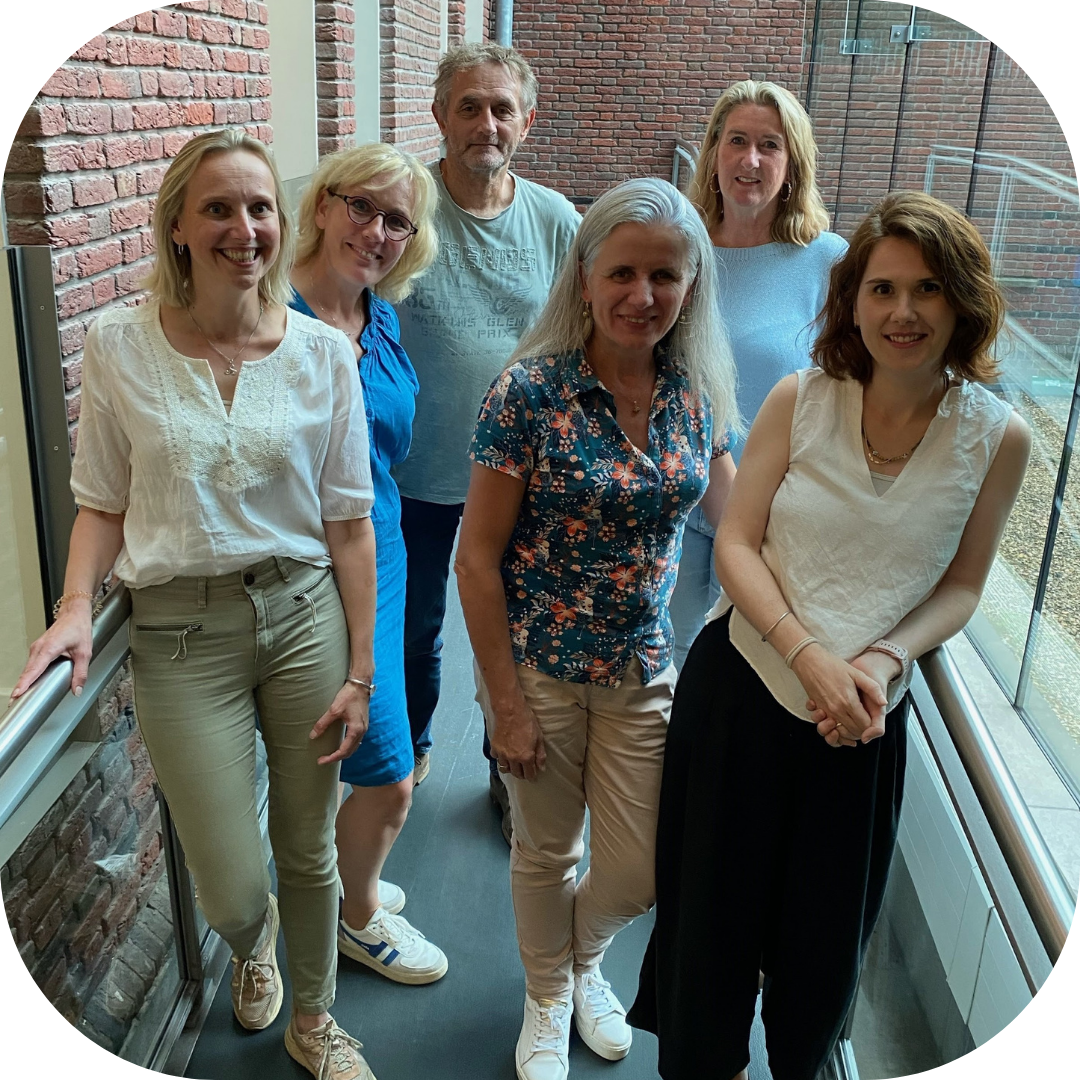 People working for Visio International