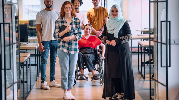 groep-mensen-met-visuele-beperking.jpg groep-mensen-met-visuele-beperking.jpg