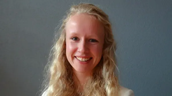 Portret van Iris van der Lijn Portret van Iris van der Lijn