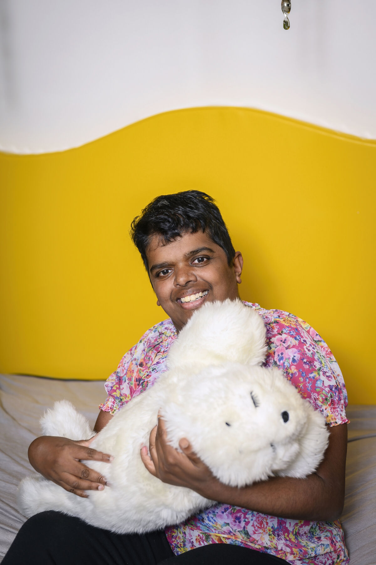 Cliënt met zorgrobot Parro