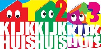 Voorkanten van de spellen van KIJKHUIS-serie met daarop 1, 2 en 3 en illustraties van huisjes met ogen