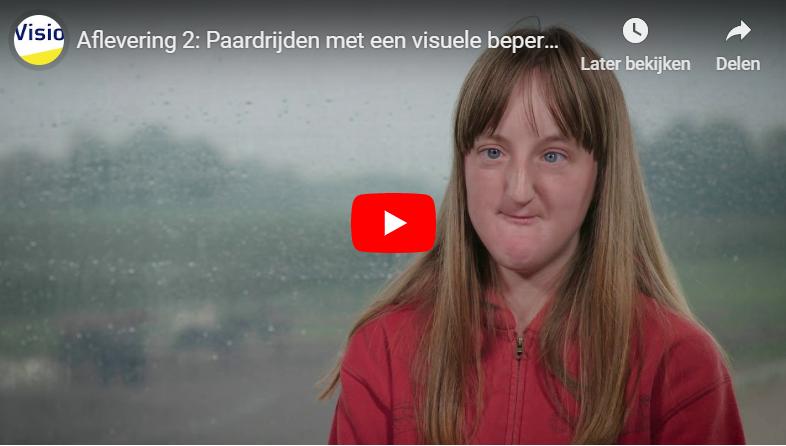 Foto van Lisa in filmpje over paardrijden